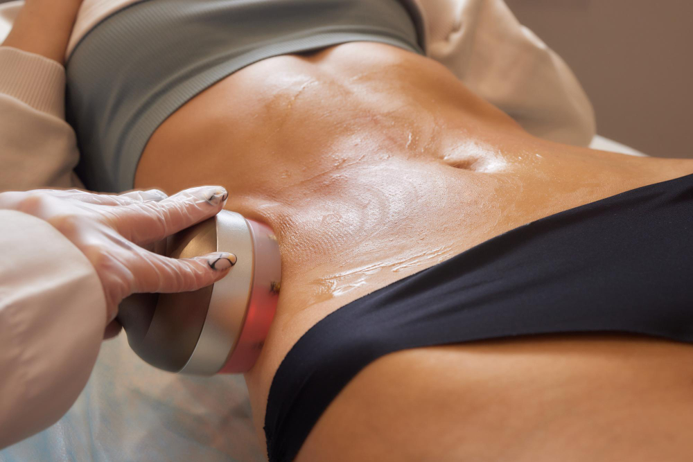 procedure removing cellulite female abdomen cavitation belly massage ultrasonic massage weigh